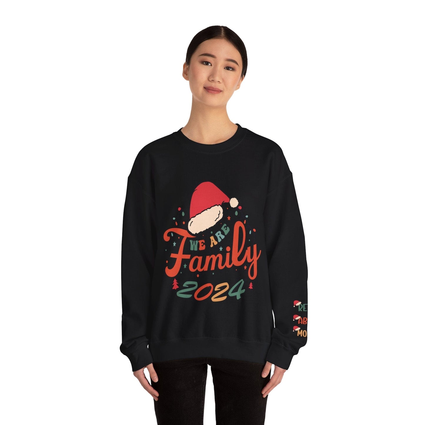Ink and Charms Designs Sweatshirt Family 2024 Unisex Sweatshirt with Personalized Family Names Sleeve Design