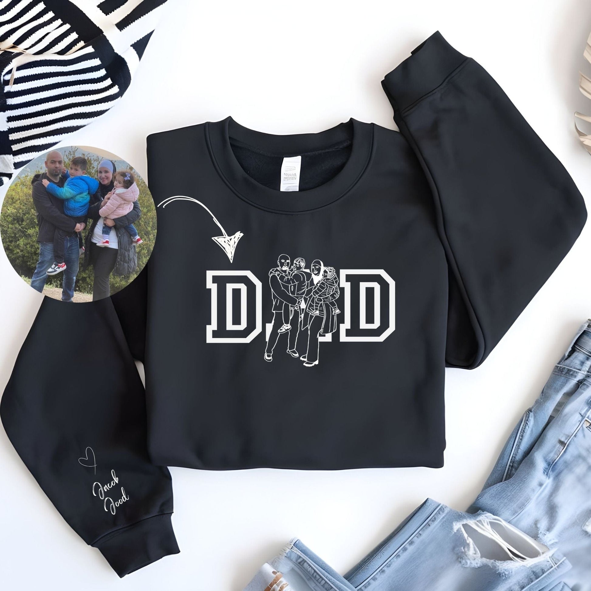 Ink and Charms Designs T-Shirt Detailed Line Art T-Shirt (Bold & Artistic)